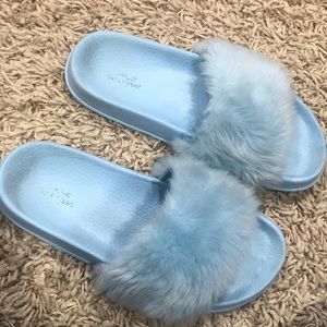 Blue UO fuzzy pool slides